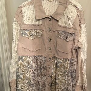 POL Women's Floral Patchwork Top - Cream and Gray